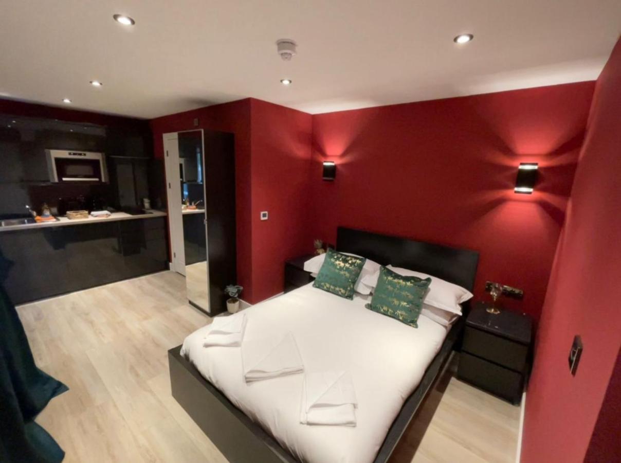 Sky Aparthotel Coventry