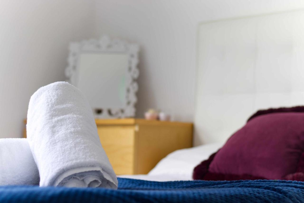 Stayzo House Accommodation- Free Parking * Coventry
