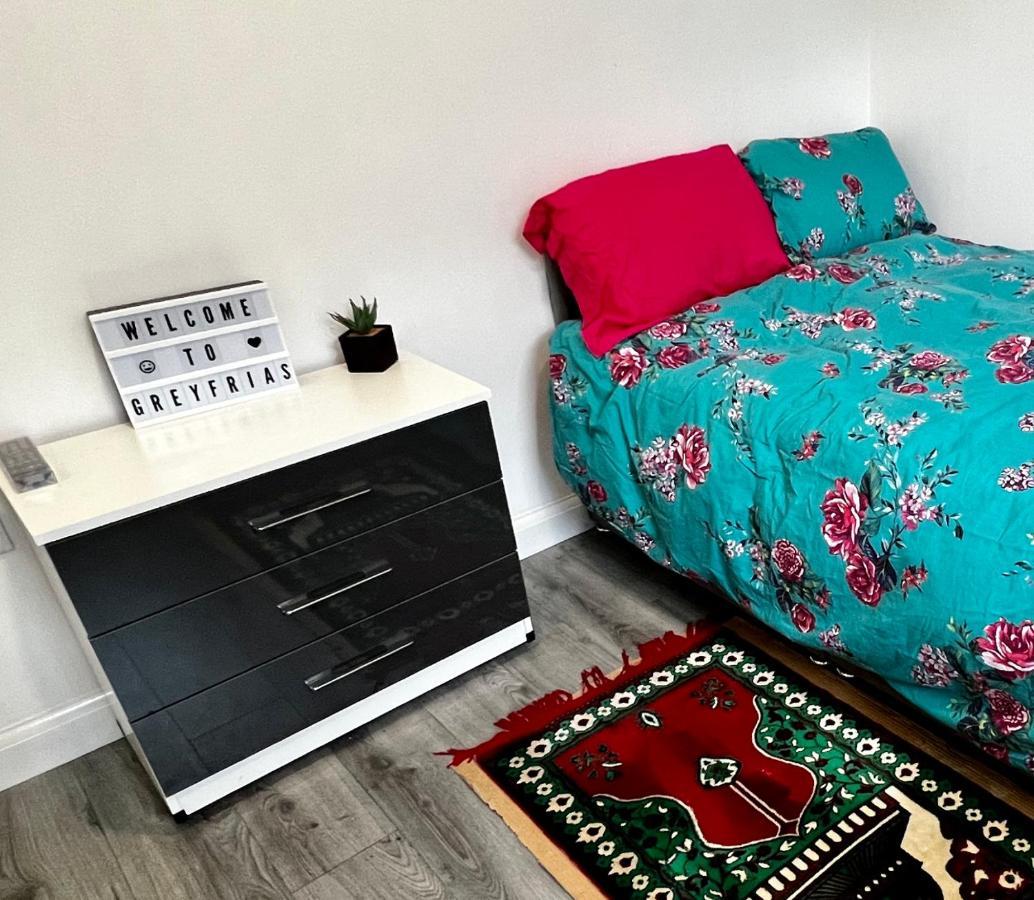 1-bed Studio Flat With Free City Centre Parking Cv1 * Coventry