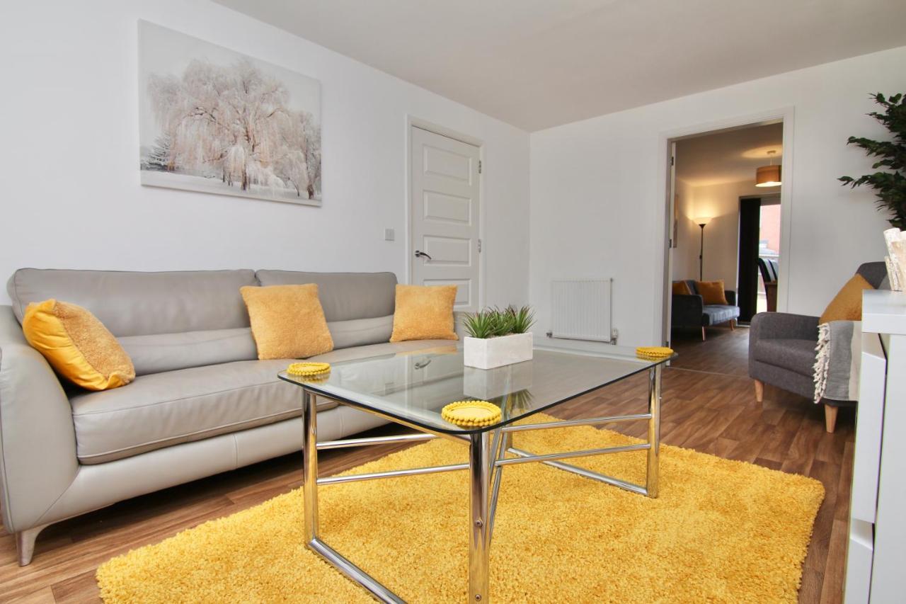 Holiday home Canalview House - Fully Furnished Coventry City Centre Home *