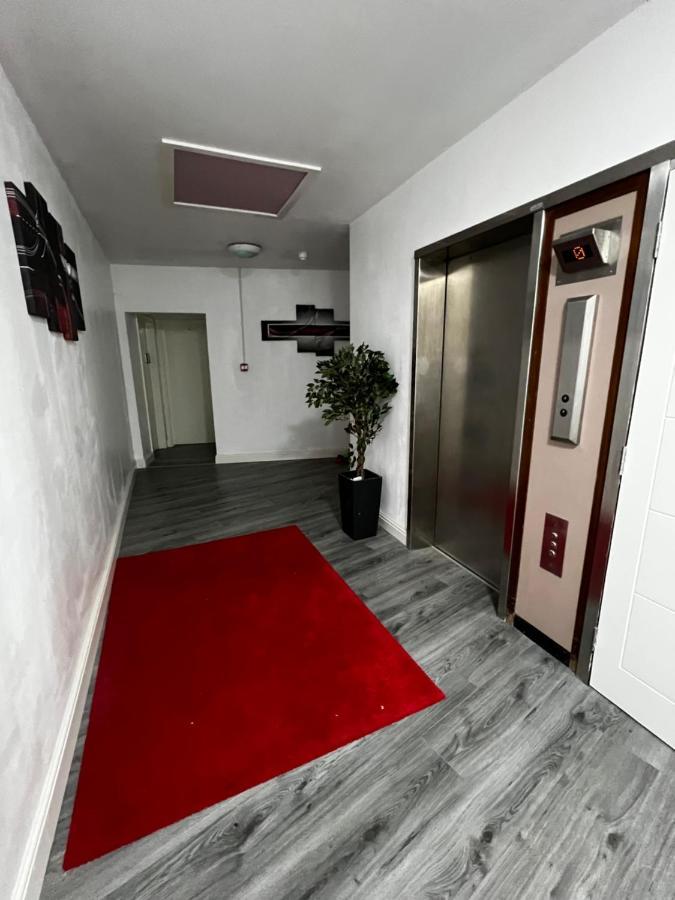 Apartamento 1-bed Studio Flat With Free City Centre Parking Cv1 *