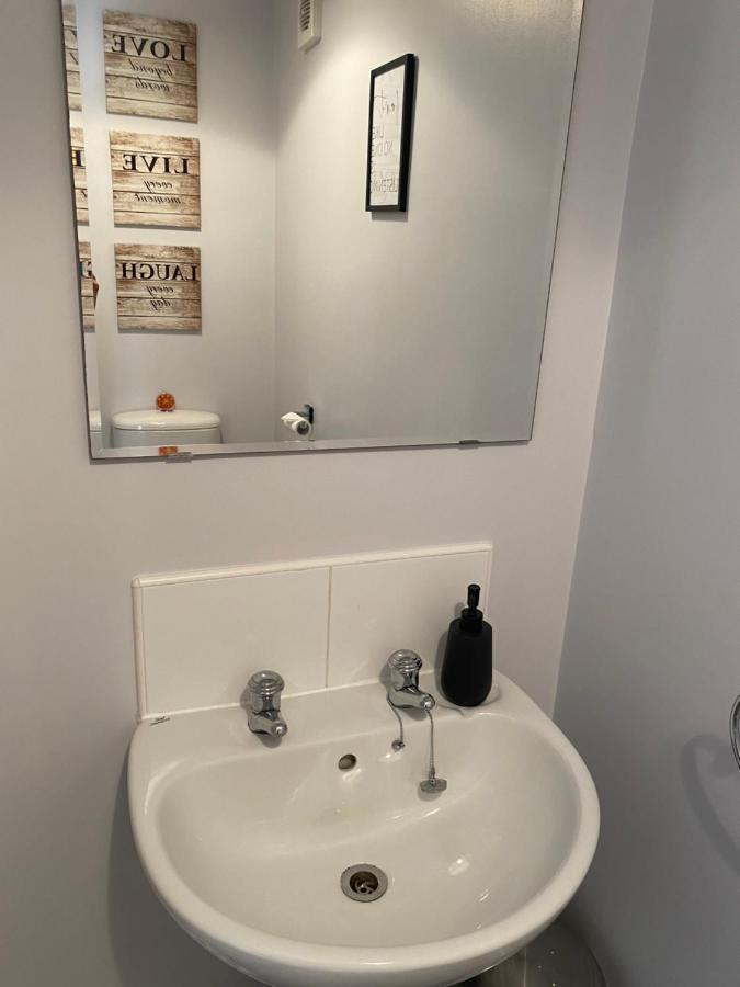 City Centre Townhouse With Private Parking * Coventry