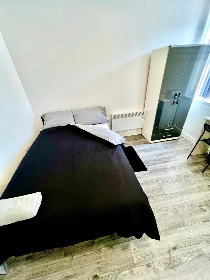1-bed Studio Flat With Free City Centre Parking Cv1 Coventry