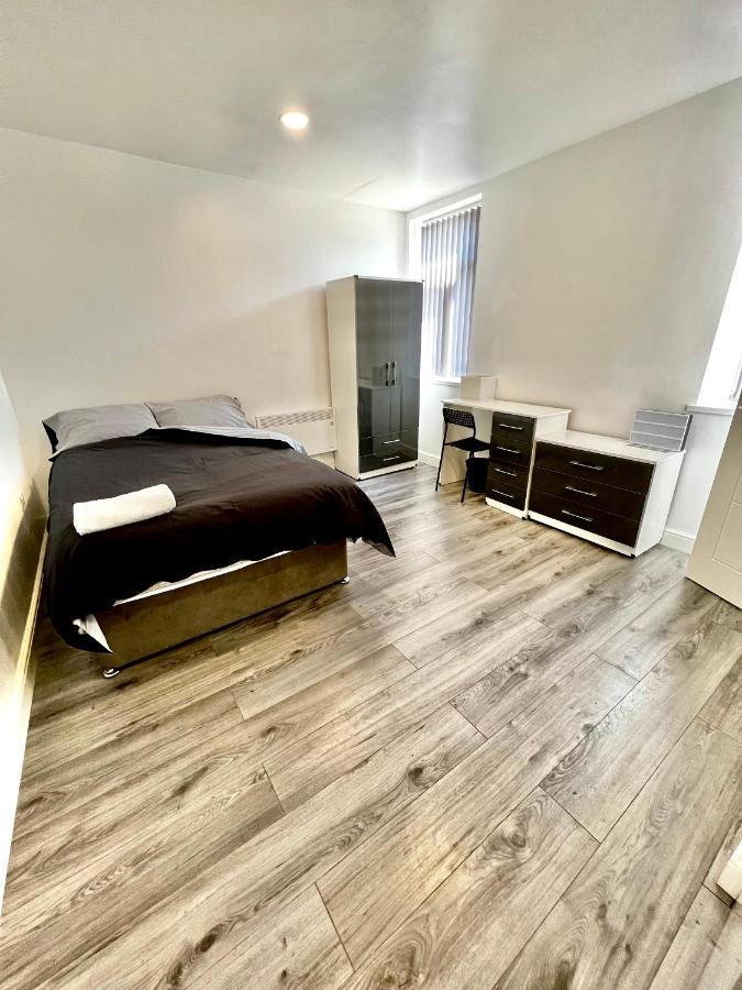 Apartamento 1-bed Studio Flat With Free City Centre Parking Cv1 *