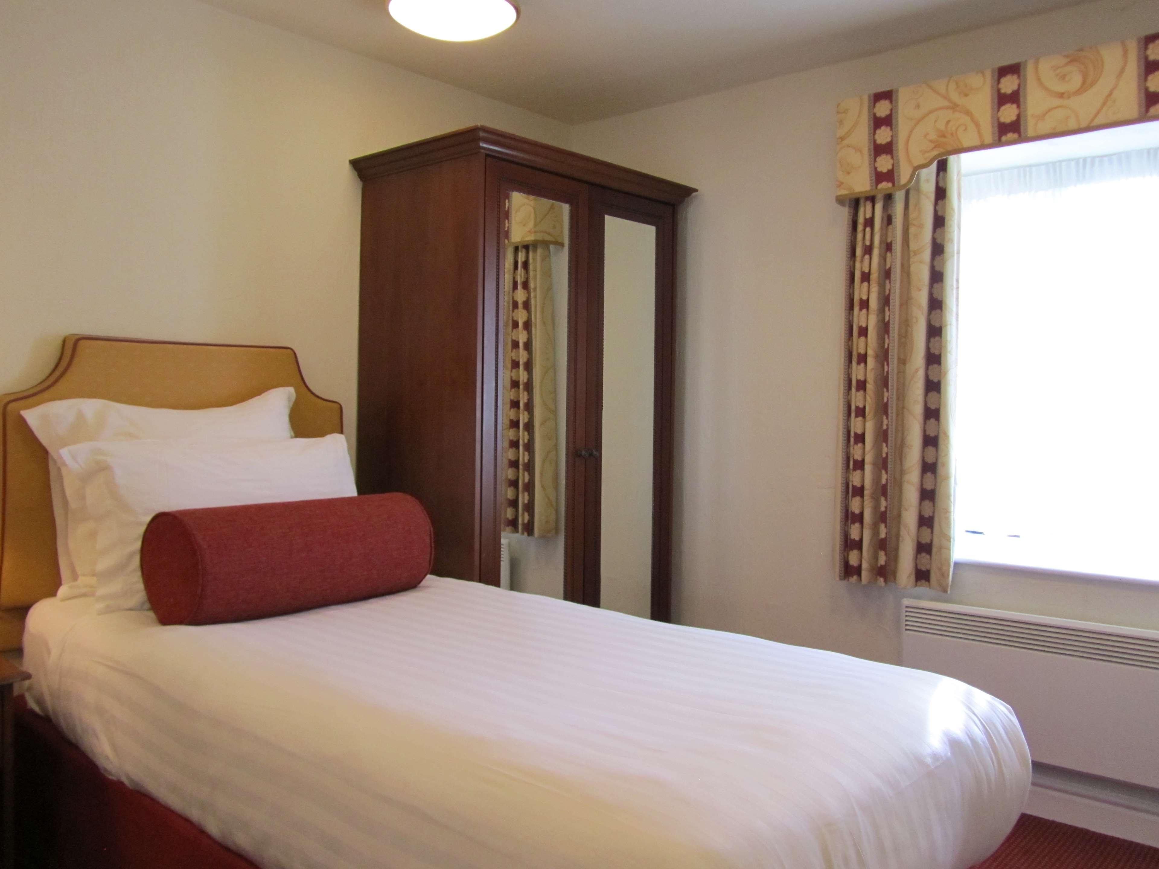 Windmill Village Hotel, Golf Club & Spa, Bw Signature Collection Hotel 4*