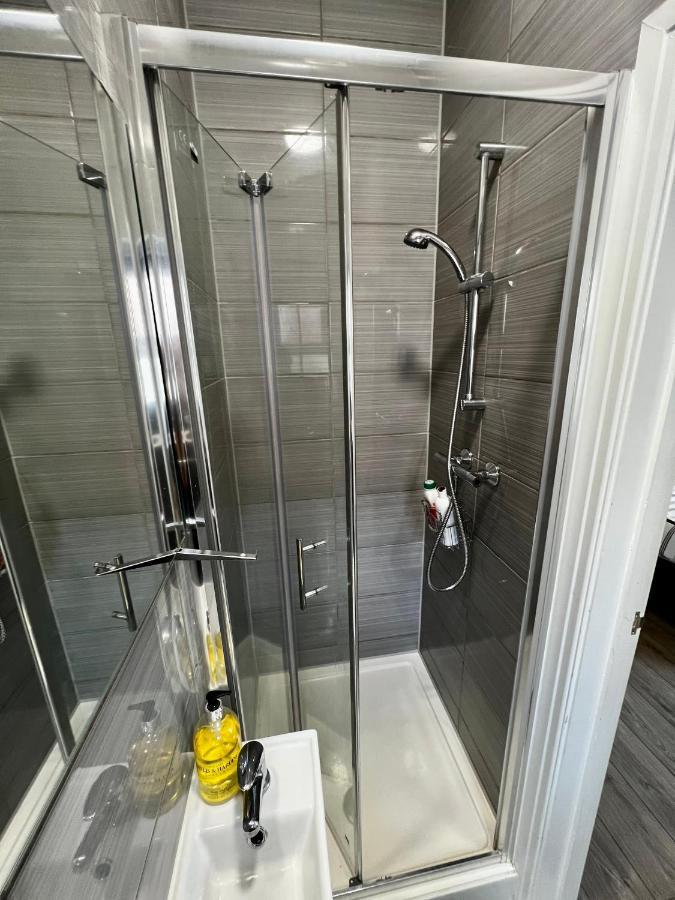 Deluxe En-suite In Cv1