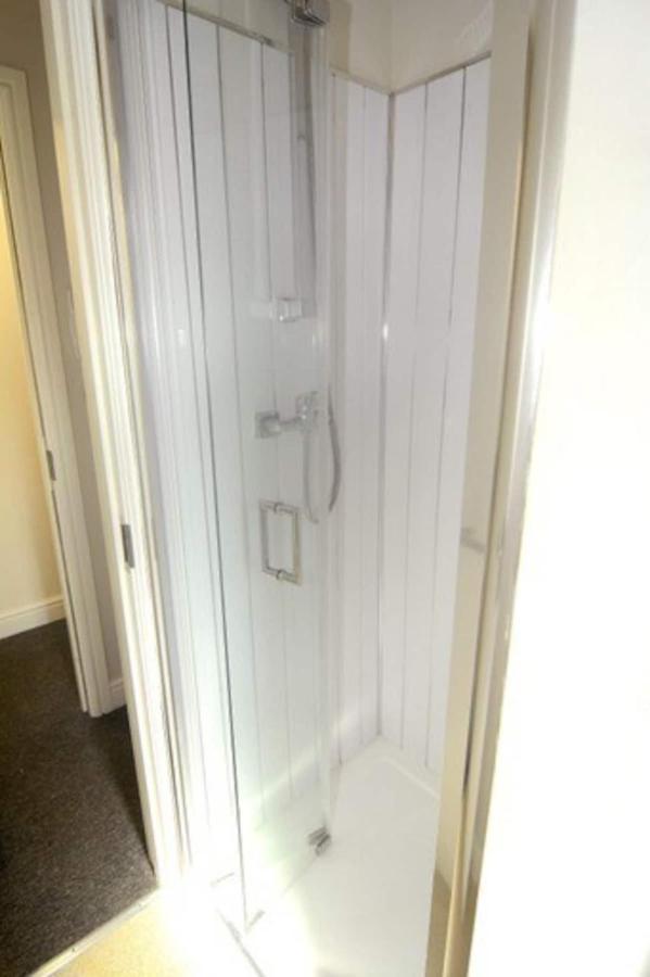 Spacious Loft In Cv1 *new* Apartment *