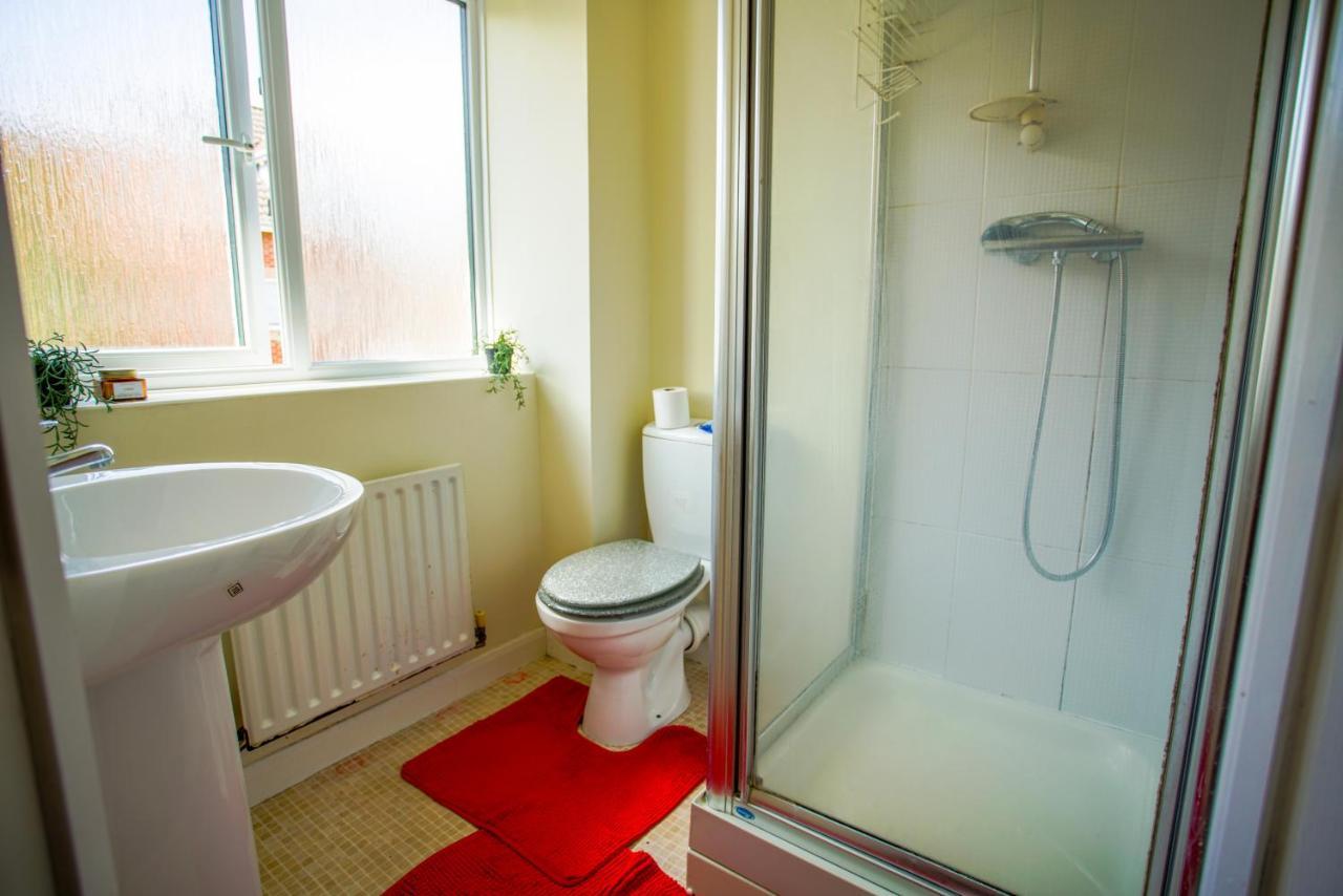 Chattel - Massive Homely Space With Garden, Dedicated Office Space & Free Parking Apartamento *