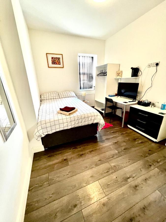 Casa de hóspedes Deluxe En-suite In Cv1
