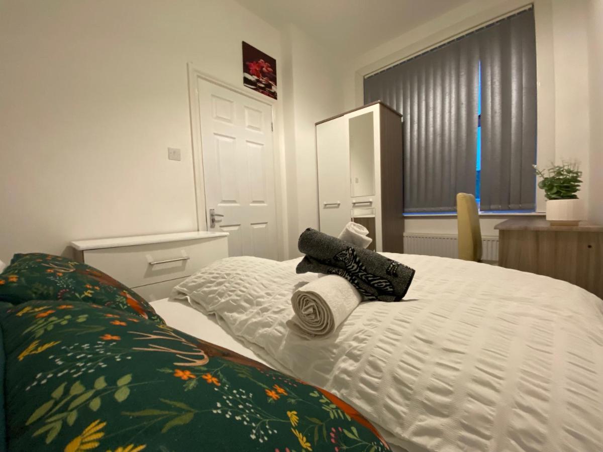 Living Serviced 3 Homestay *