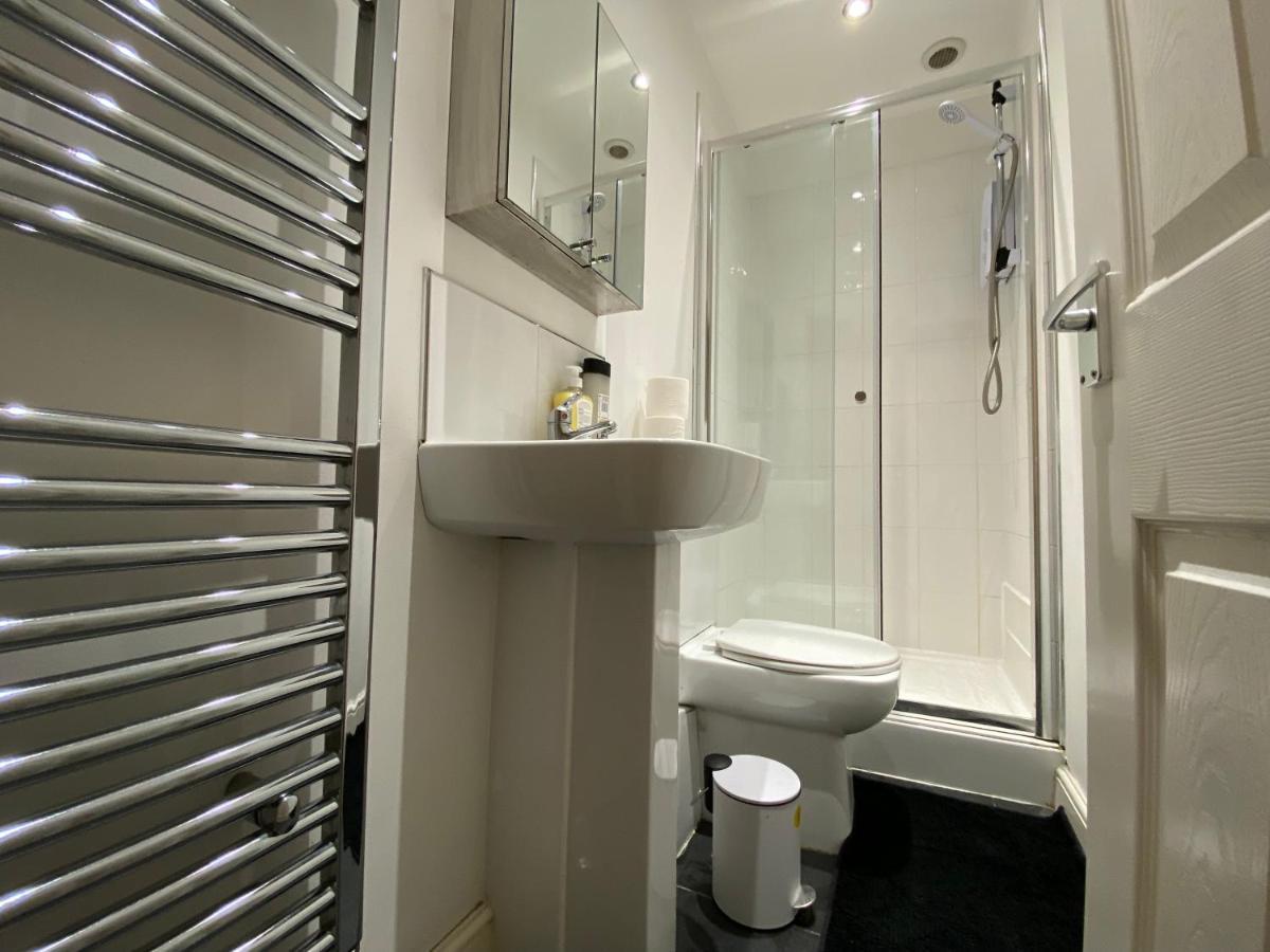 Homestay Living Serviced 3 *
