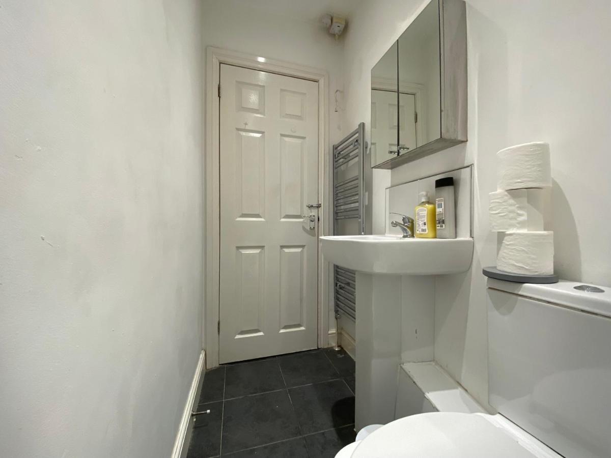 Living Serviced 3 * Coventry