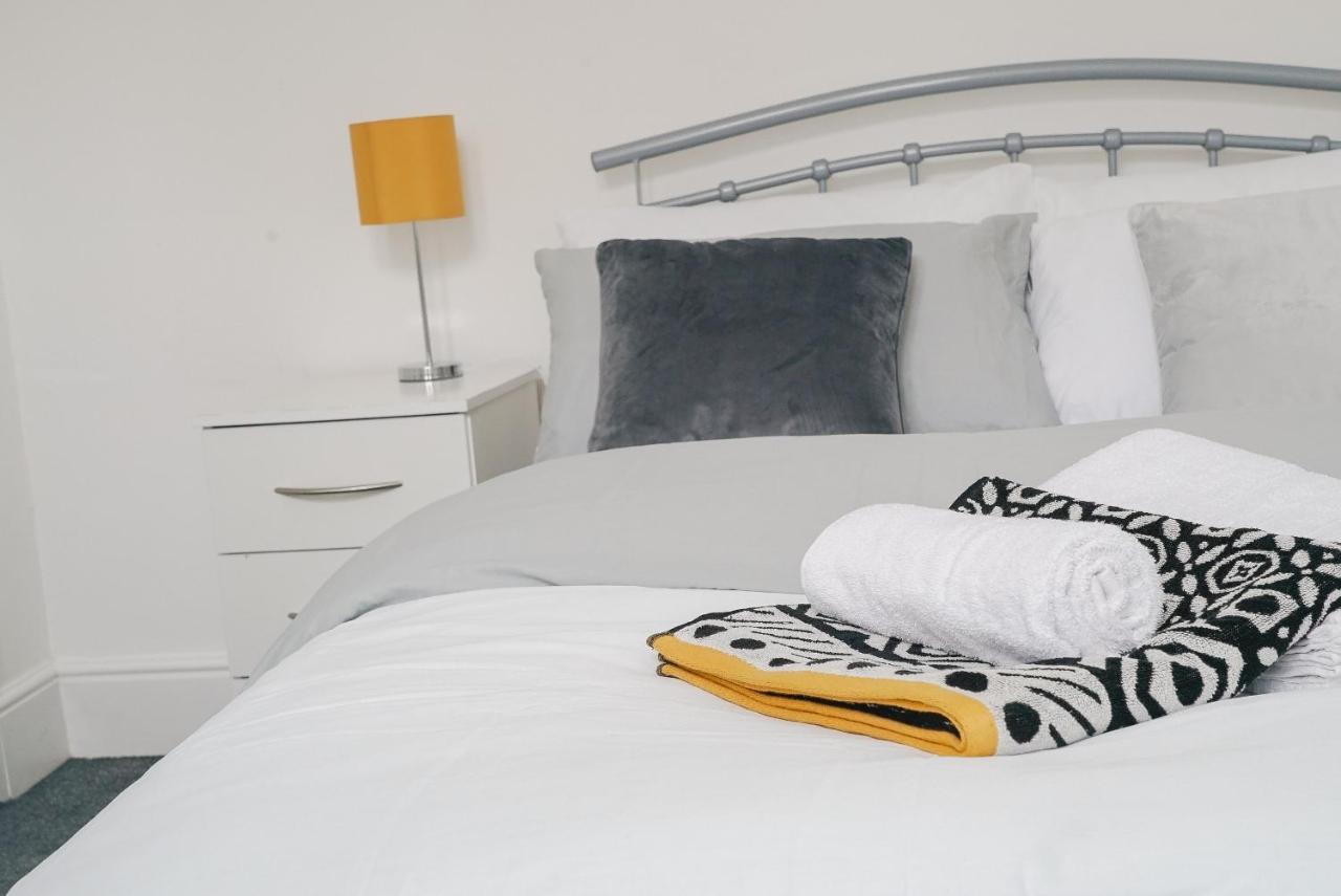 Hospedagem domiciliar Living Serviced Coventry
