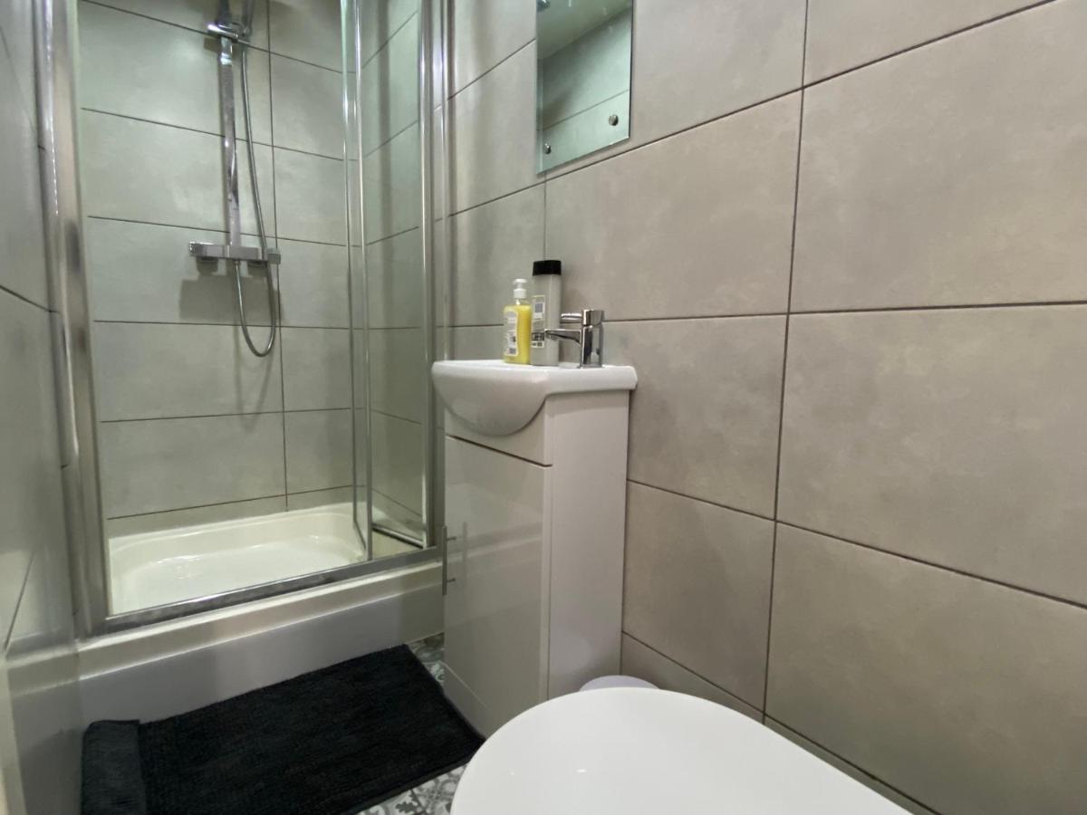Nice Living Serviced 2 Homestay Coventry