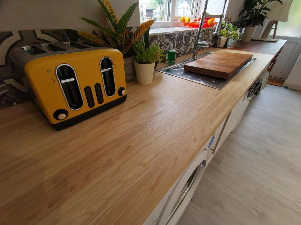 Guest house Cozy Modern - Perfect - Upto 6 Guests Coventry
