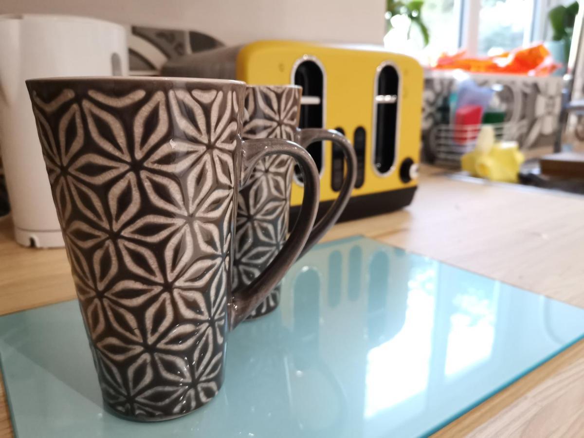 Cozy Modern - Perfect - Upto 6 Guests Guest house Coventry