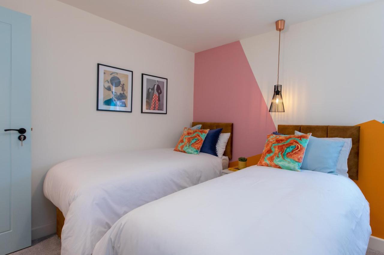 5 Bed 5 Bath House, Free Parking, Patio Garden - Esho Coventry