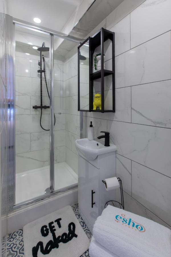 5 Bed 5 Bath House, Free Parking, Patio Garden - Esho Coventry