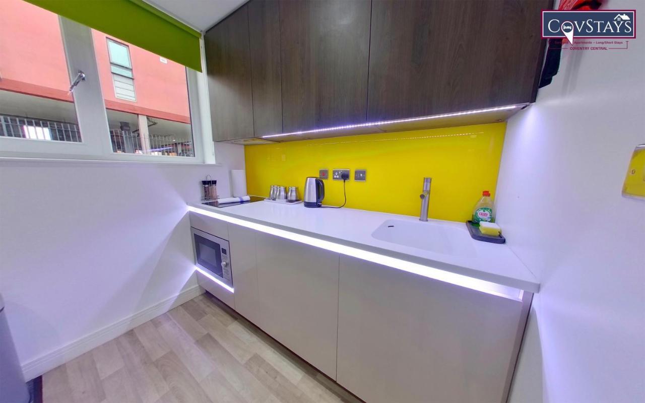 Apartment New House - Magnificent In Centre, Free Parking, By Covstays Coventry