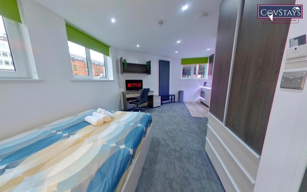 New House - Magnificent In Centre, Free Parking, By Covstays Coventry