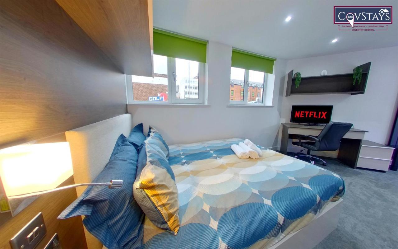 New House - Magnificent In Centre, Free Parking, By Covstays *