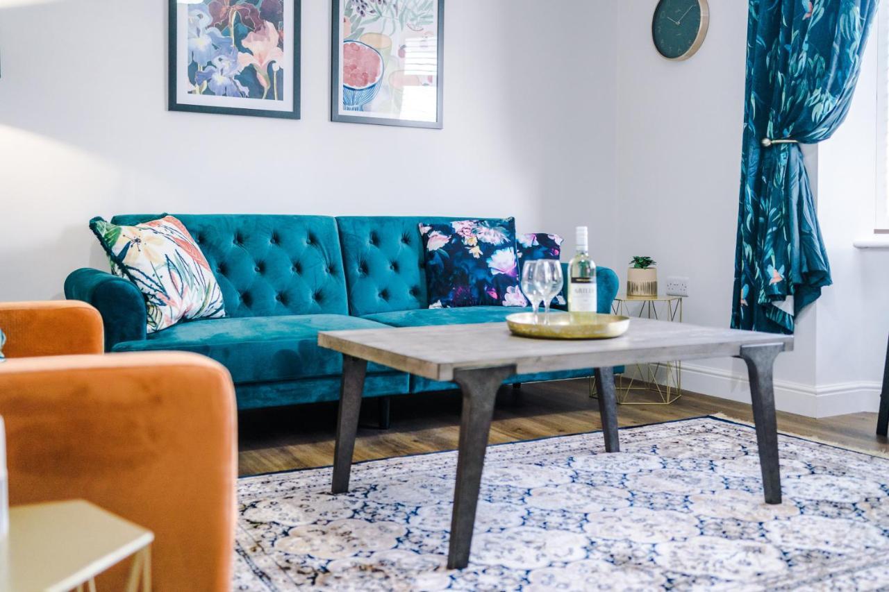 Apartment Westwood Serviced