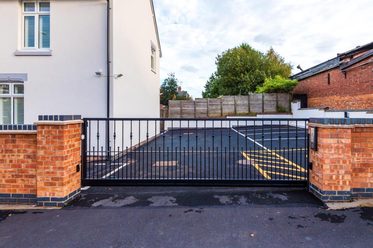 Apartment Parkview Place Serviced Coventry
