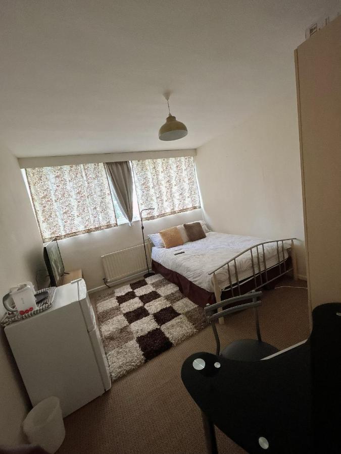 Hospedagem domiciliar 39 Abbey Court *