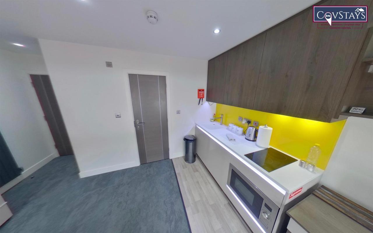 New House - Magnificent In Centre, Free Parking, By Covstays *