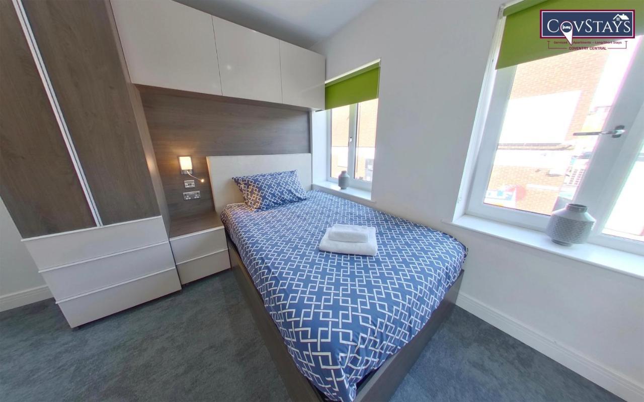 New House - Magnificent In Centre, Free Parking, By Covstays