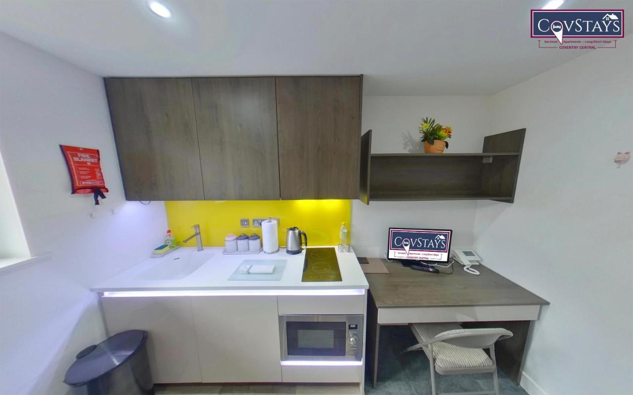 New House - Magnificent In Centre, Free Parking, By Covstays *