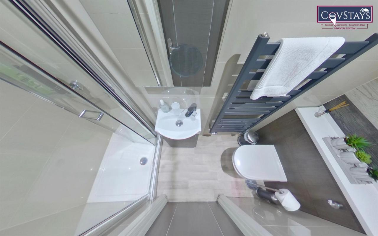 New House - Magnificent In Centre, Free Parking, By Covstays