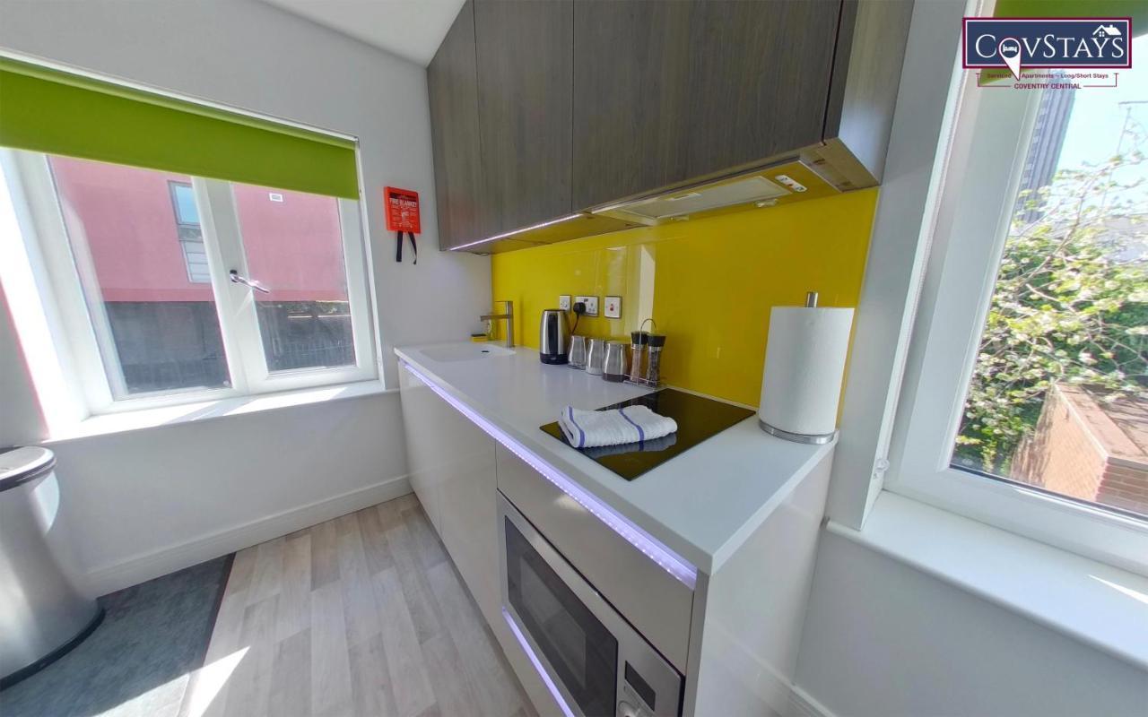 New House - Magnificent In Centre, Free Parking, By Covstays *