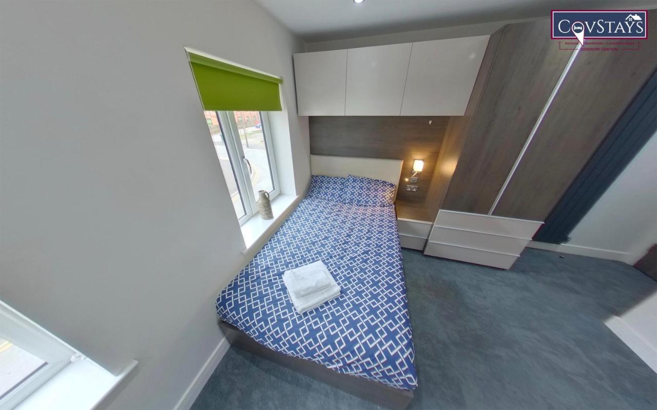 New House - Magnificent In Centre, Free Parking, By Covstays *