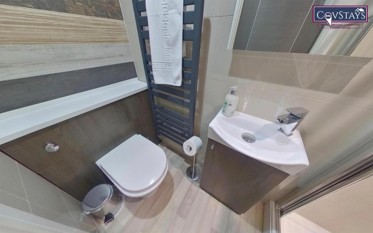 Apartamento New House - Magnificent In Centre, Free Parking, By Covstays