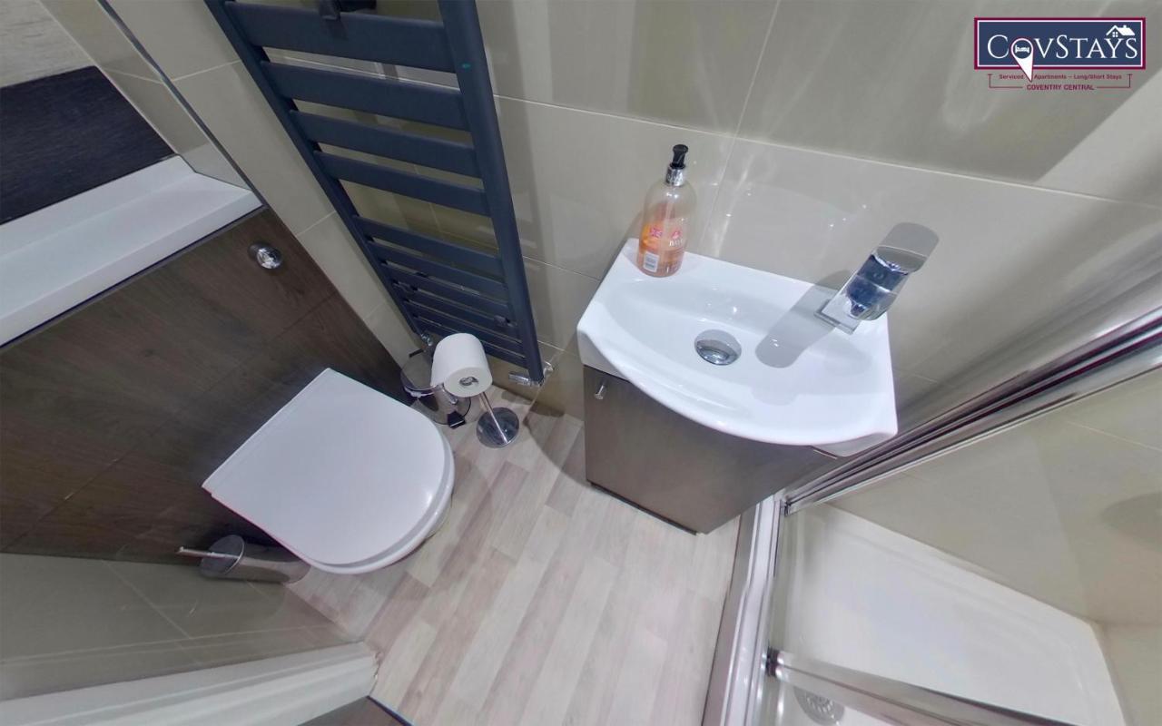 New House - Magnificent In Centre, Free Parking, By Covstays Apartamento *