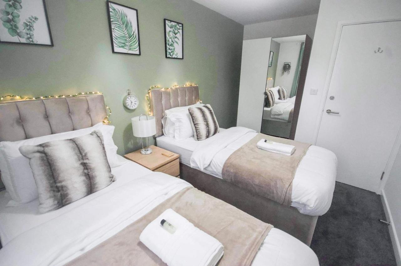 Affordable Digs Nr Centre Sleeps5 Free Secure Parking Apartment