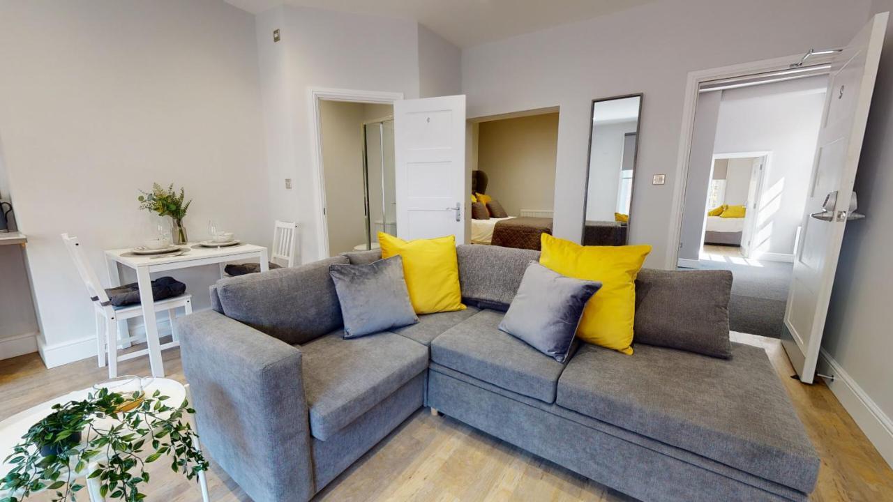 1 Castle Yard * Coventry