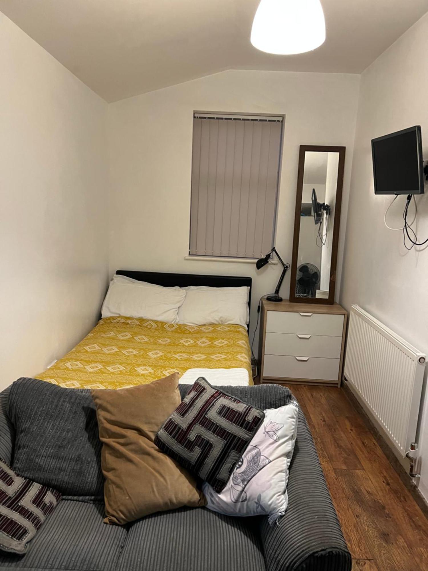 Haggai Comfort Apartment Coventry