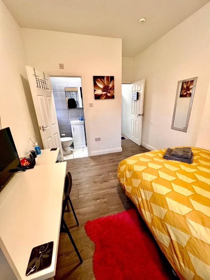 Deluxe En-suite In Cv1 *