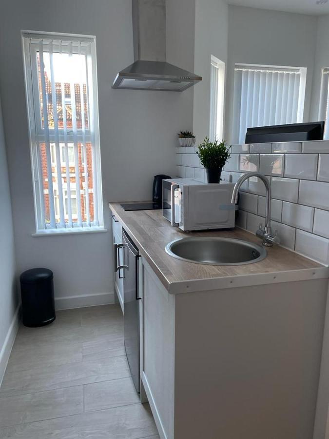 Wren - Luxury 1 Bed Serviced Suites * Coventry