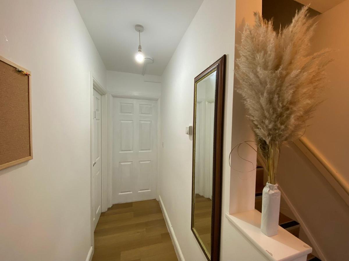 Living Serviced 4