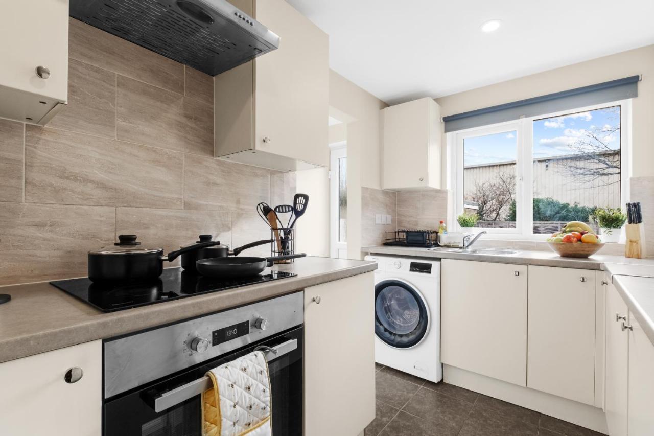 Cosy 2 Bedroom Ground Floor With Garden - * Coventry