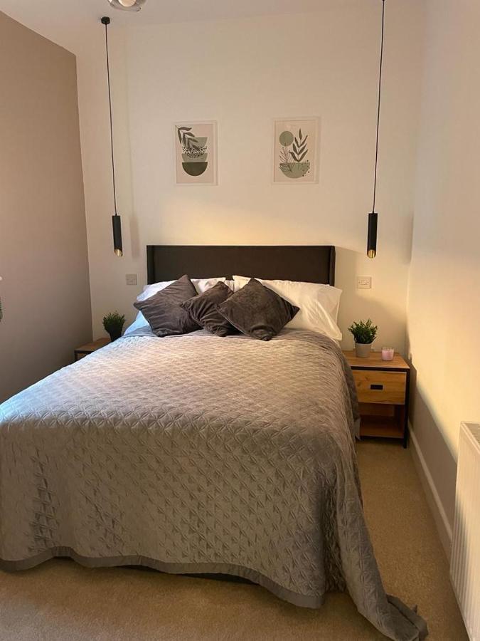Wren - Luxury 1 Bed Serviced Suites * Coventry