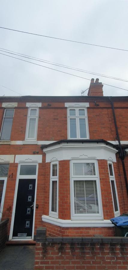 Nec Family Haven: Spacious 4-bedroom With Airport Proximity * Coventry