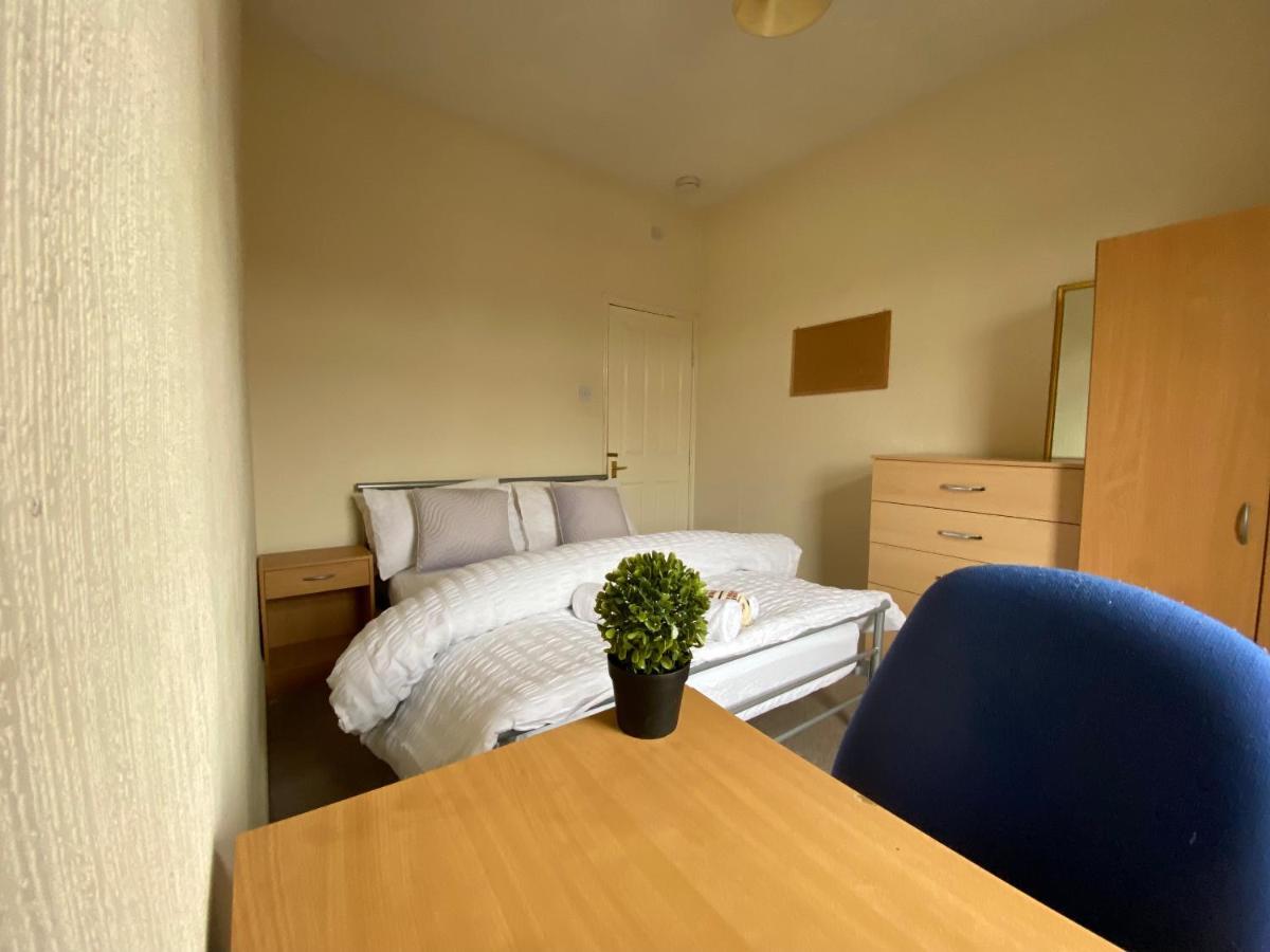 Living Serviced 5 Hospedagem domiciliar Coventry