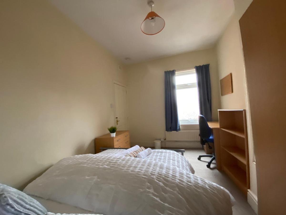 Living Serviced 5 Hospedagem domiciliar Coventry