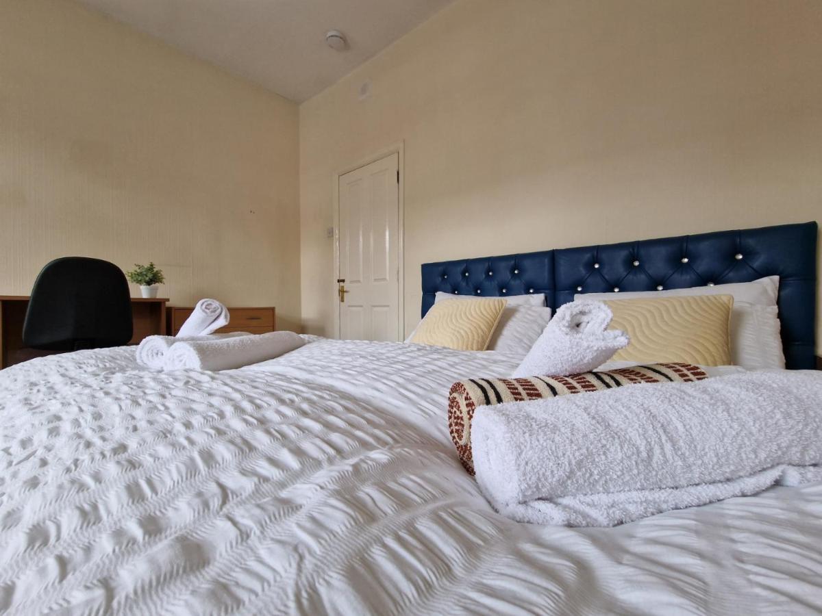 Living Serviced 5 Hospedagem domiciliar *