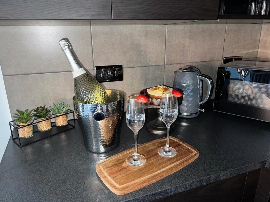 Waterside Luxury Apartamento