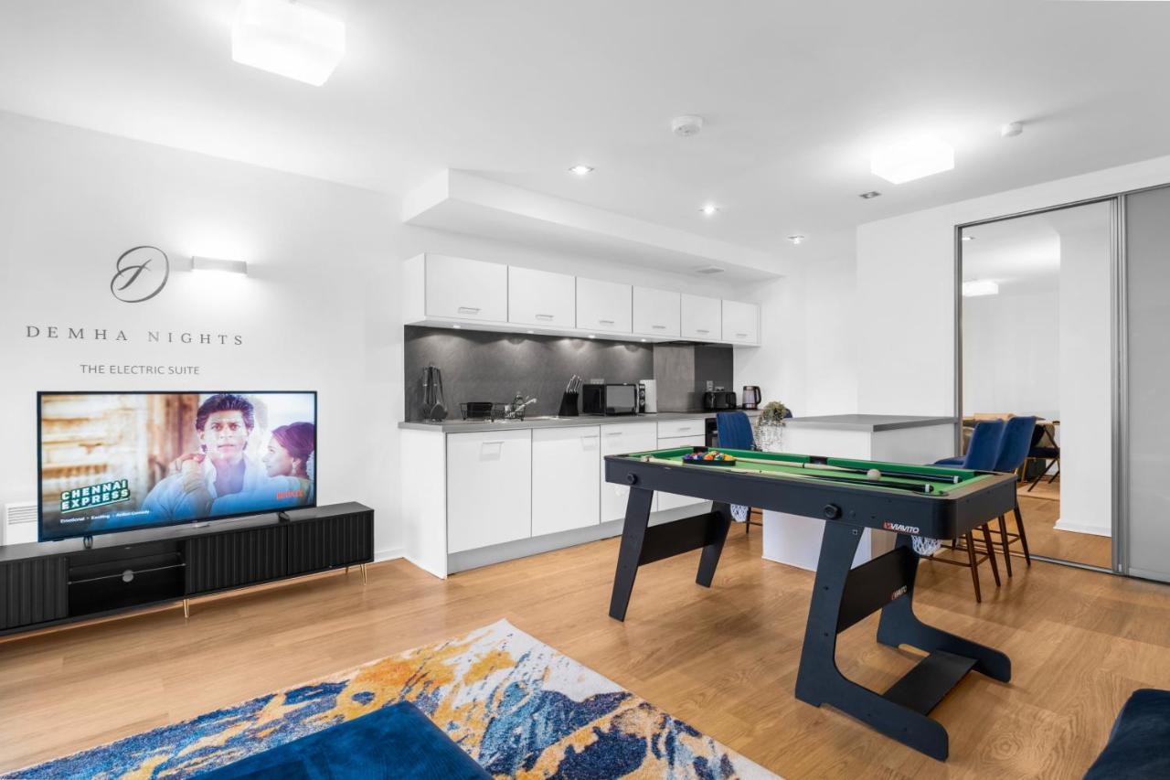 Snooker Table With 4 Beds And Free Parking Apartamento Coventry